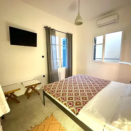 The Lassis 15 House 公寓 *